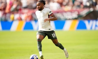 切尔西降价兜售恩昆库，瞄准引进西蒙斯，英超德甲多队竞购