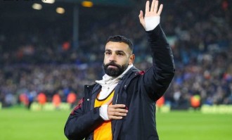 和解之后继续打替补？萨拉赫当“后手招”，是利物浦独具的优势