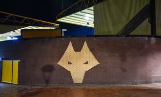 红魔难振作：曼联与利兹联德比战平局收场