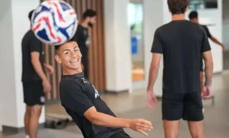 里昂保级成功为曼城天才转会铺路 埃切维里或登陆法甲