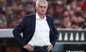 1-1！本菲卡遭绝平！穆帅无缘连胜，被榜首甩开4分，赛后抱怨判罚