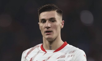 曼联锋线重塑在即 塞斯科与霍伊伦之争