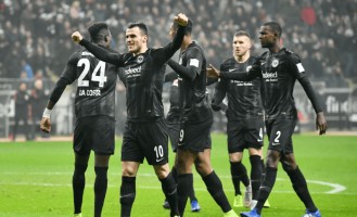 【25129期足彩胜负彩推荐】德甲勒沃库森历史优势VS法兰克福近期强势，谁能笑到最后？