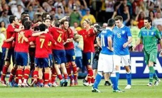 除了世界杯和欧洲杯，还有一项国家队赛事，是由意大利保持着决赛分差最大失利纪录